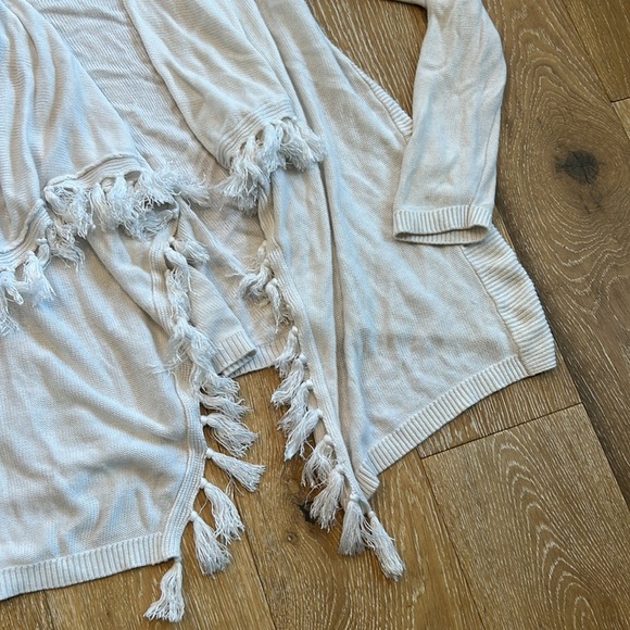 Duffield Lane Silk Blend Cardigan - Picture 3 of 6